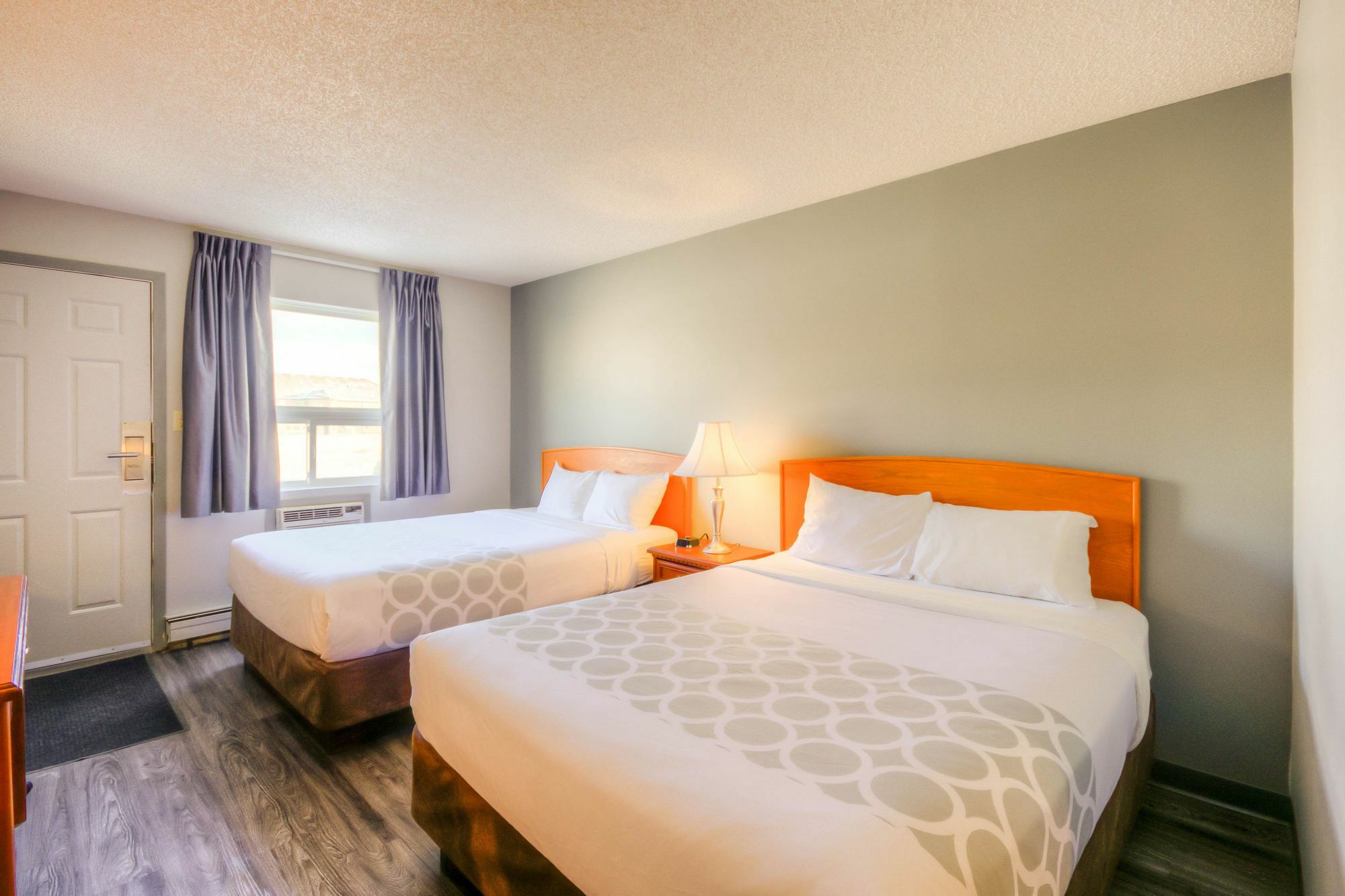 Econo Lodge Regina Exterior photo